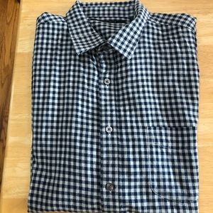 Perry Ellis navy blue plaid button down